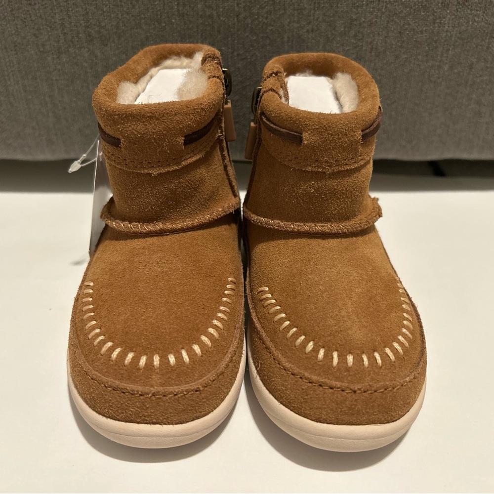 UGG Toddler Cali Moc (Sz 7) - Picture 4 of 6